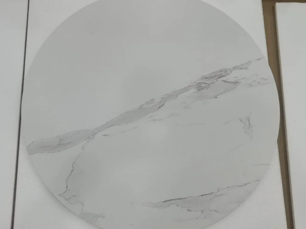 โต๊ะกลมขาว สไตล์โมเดิร์น (ท็อปโต๊ะลายหินอ่อน) FST030301 มุมมองที่ 8